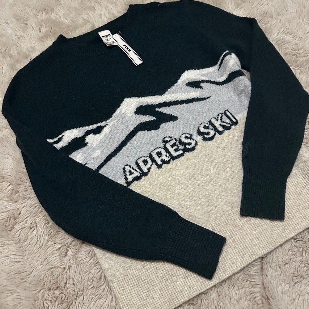 Victoria's Secret PINK Apres Ski Mountain Graphic Crewneck Sweater Green XS NWT